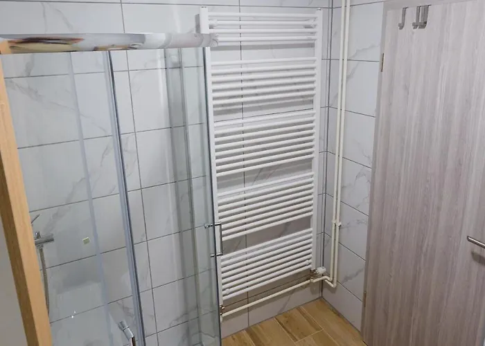 Apartma Tom * Metlika